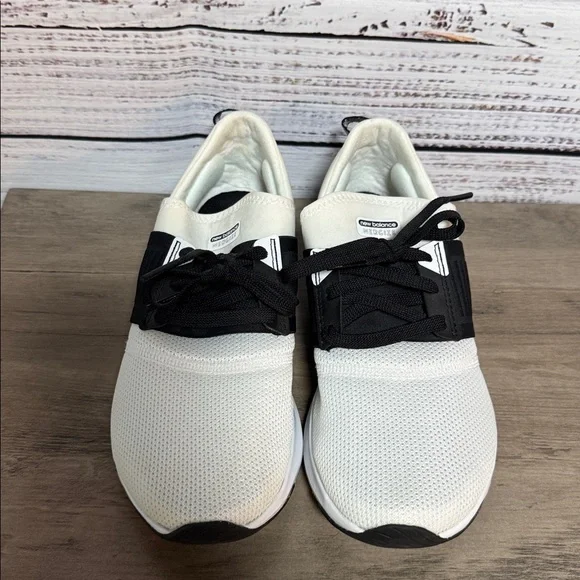 New Balance Women's Dynasoft Nergize V3 Cross Trainer - Picture 2 of 6